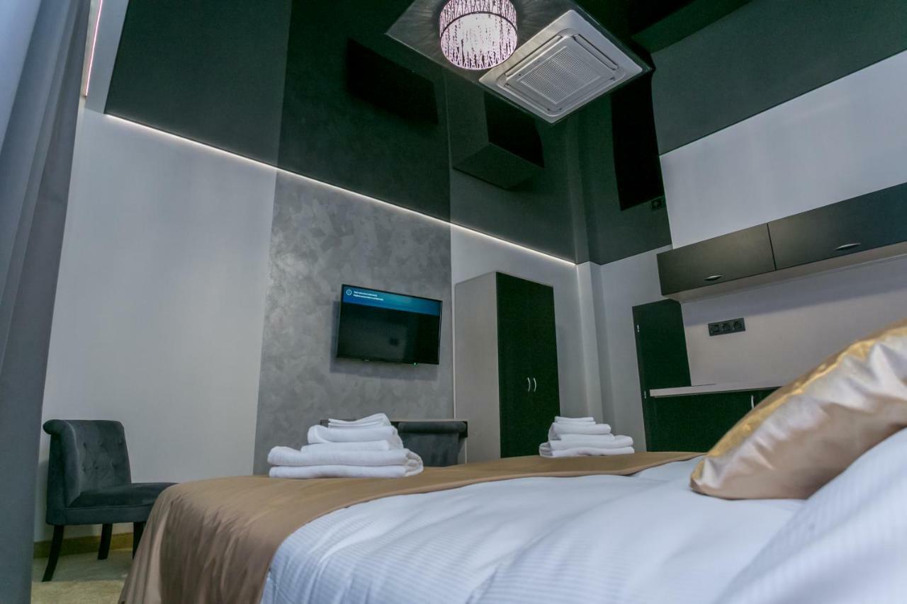 Apart Hotel Golden Apartments Kosice Exterior photo